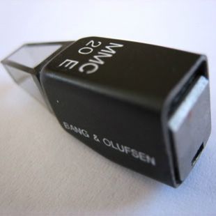 mmc20e-rear-this.jpg