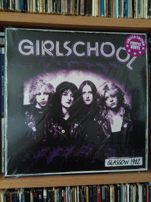 Girlschool Glasgow 1982.jpg