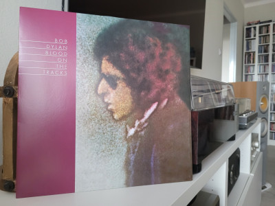 Bob Dylan - Blood On The Tracks.jpg