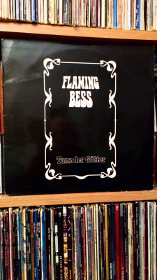 Flaming Bess Tanz Der Götter.jpg