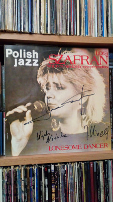 Lora Szafran.jpg