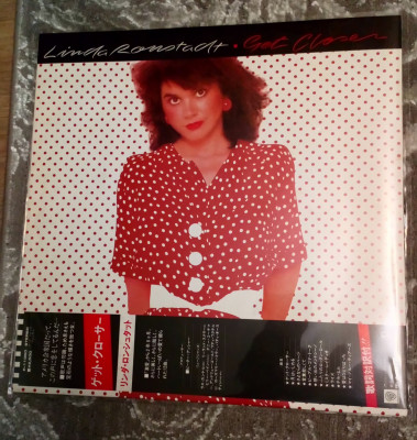 Linda Ronstadt Get Closer.jpg
