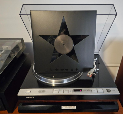 David Bowie – ★ (Blackstar) (EU 2016).jpg