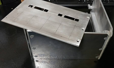 NUDA003.jpg