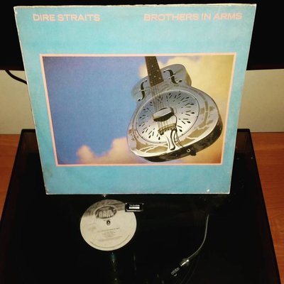 dire straits brothers in arms.jpg