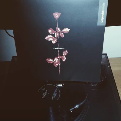 depeche mode violator.jpg