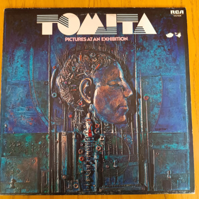 TOMITA PICTURES AT AN EXHIBITION.jpeg
