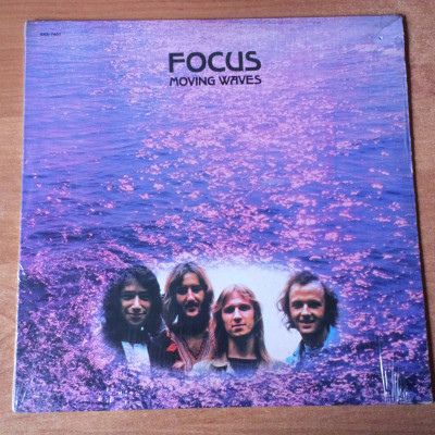 Focus Moving Waves.JPG