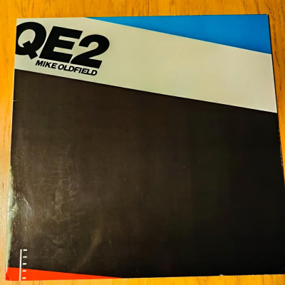 MIKE OLDFIELD QE2.jpeg