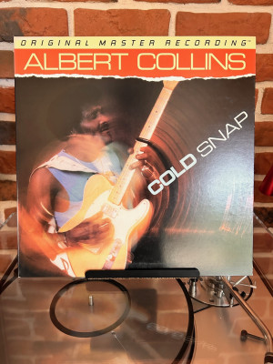 albert collins.jpg