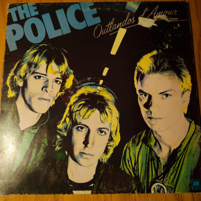 THE POLICE OUTLANDOS D'AMOUR.jpeg