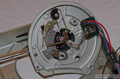 IMGP2181 Technics SL-1501 Arm.jpg