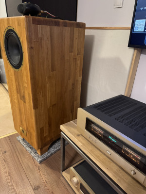 WhatsApp Image 2025-12-05 at 15.21.19 (6).jpeg