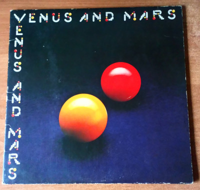 Wings Venus and Mars.JPG