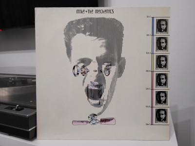 Mike + The Mechanics – Mike + The Mechanics.jpg