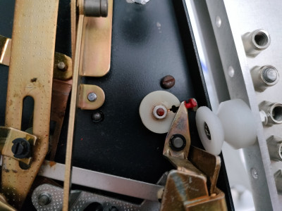 Uszkodzona tarcza antyskatingu - wymieniona na sprawną