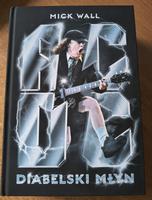 Mick Wall Diabelski młyn.jpg