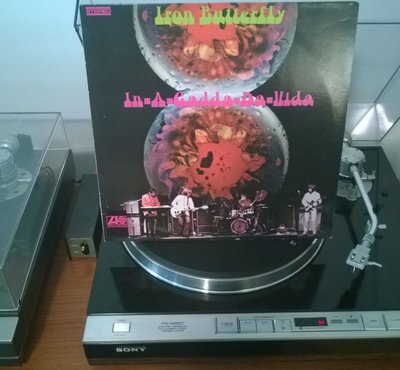Iron Butterfly - In-A-Gadda-Da-Vida (GER 1978).jpg