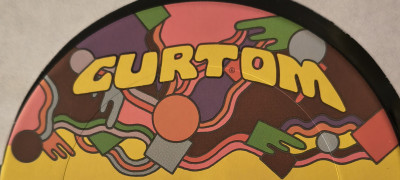 Curtom.jpg