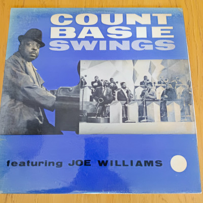 COUNT BASIE SWINGS FEAT JOE WILLIAMS.jpg