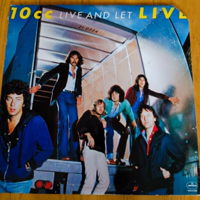 10CC LIVE AND LET.jpg