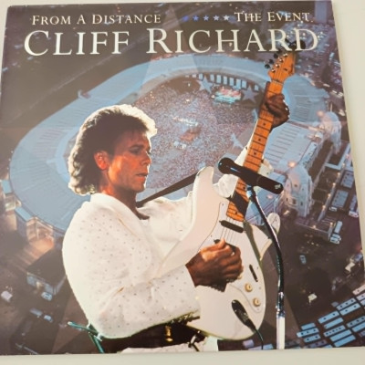 CLIFF RICHARD FROM A DISTANCE... THE EVENT.jpg