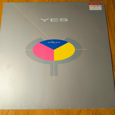 YES 90125.jpg