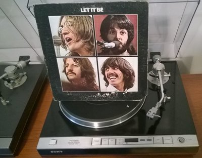 Beatles (The) - Let It Be (US 1970).jpg