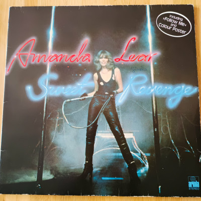 AMANDA LEAR SWEET REVENGE.jpg