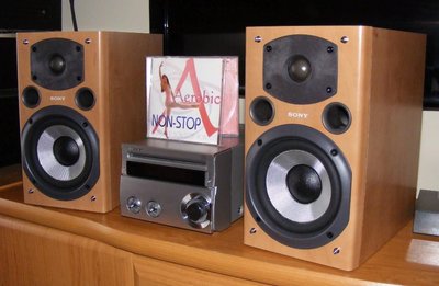 408847929_3_1000x700_wieza-sony-2-55-watt-mp3-i-sprzet-audio.jpg