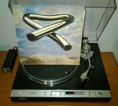 Mike Oldfield - Tubular Bells (UK 1974).jpg