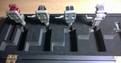 Box01.jpg