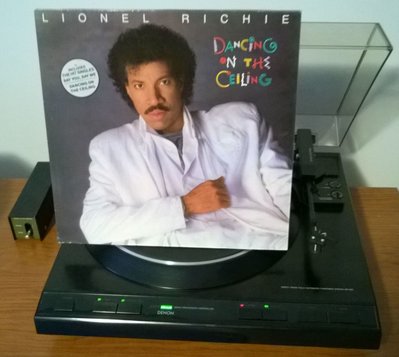 Lionel Richie - Dancing On The Ceiling (EU 1986).jpg