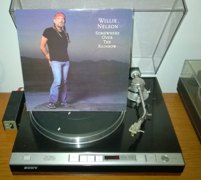 Willie Nelson - Somewhere Over The Rainbow (US 1981).jpg