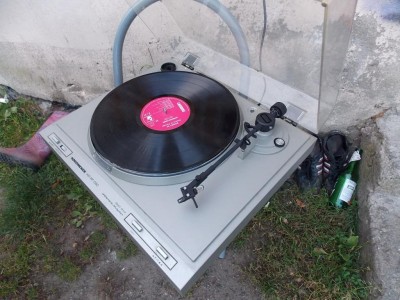 Nordmende RP-1350 na podwórku