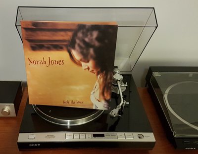 Norah Jones - Feels Like Home (EU 2007).jpg