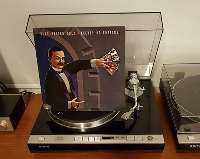 Blue Öyster Cult - Agents Of Fortune (EU 1976).jpg