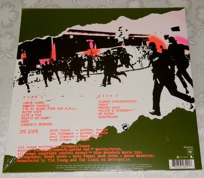 THE CLASH 1977 The Clash B.jpg