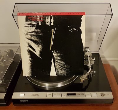Rolling Stones (The) - Sticky Fingers (US 1981).jpg