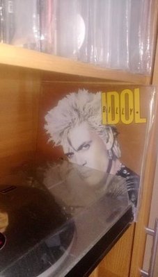 idol.jpg