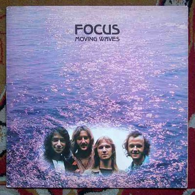 Focus - Moving Waves 0.jpg