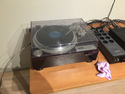 mam i ja. Choć nie mam obrej wkładki, a stara kiepsko gra - w końcu ma 40 lat wkładka.