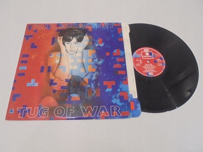 PAUL-McCARTNEY-Tugof-war-UK-1PRESS.jpg