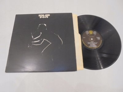 ELTON-JOHN-17-11-70-UK-1PRESS.jpg