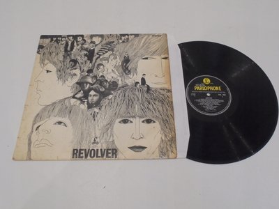 THE-BEATLES-Revolver-UK-1press.jpg