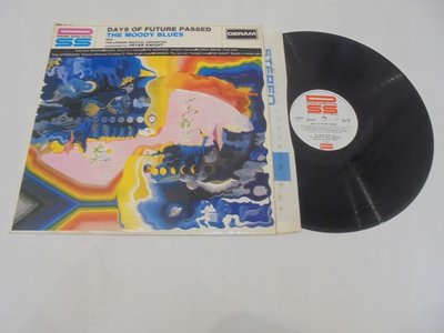 THE-MOODY-BLUES-Days-of-UK-1PRESS.jpg