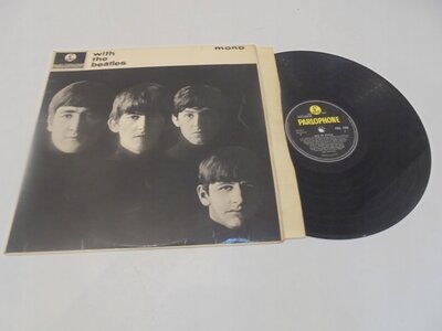 THE-BEATLES-With-the-beatles-UK-MONO.jpg