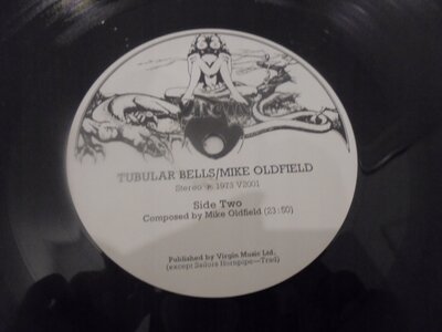 MIKE-OLDFIELD-Tubular-bells-UK-EX-1PRESS-Styl-muzyczny-progresywny.jpg