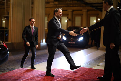 Premier_Luksemburga_Xavier_Bettel_i_jego_mąż_Gauthier_Destenay.jpg