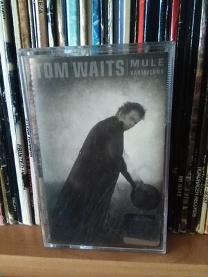 Tom Waits Mule Variations.jpg